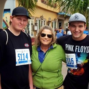 Meet your Posher, Lori